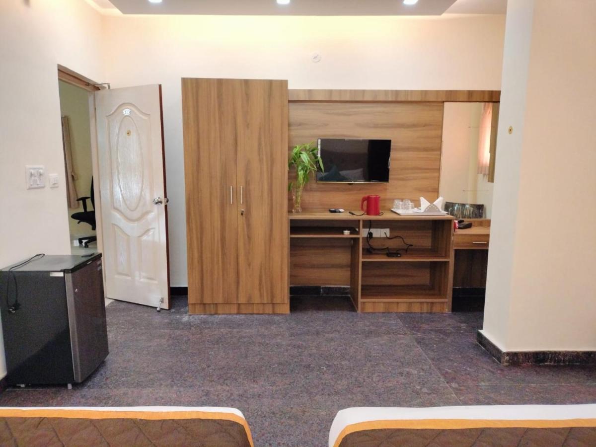Otel Feel Comfort Bengaluru Zewnętrze zdjęcie